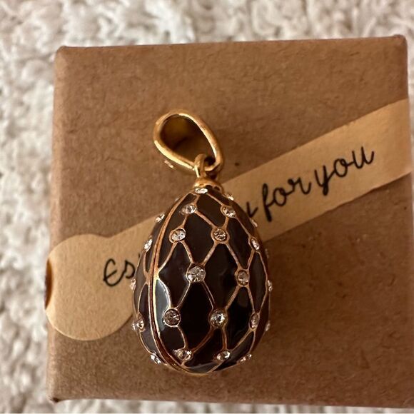 Beautiful black and gold charm with rhinestones - Picture 3 of 3